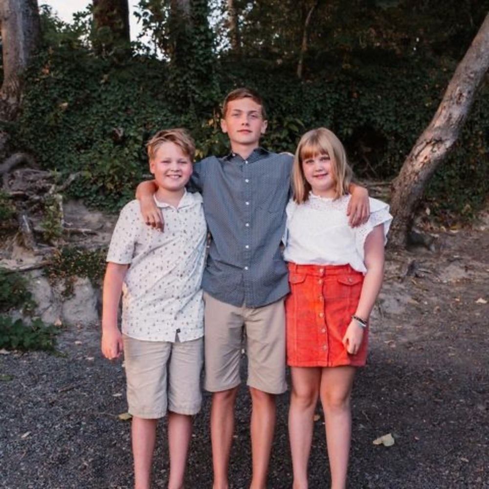 Meet your Posher, Danielle